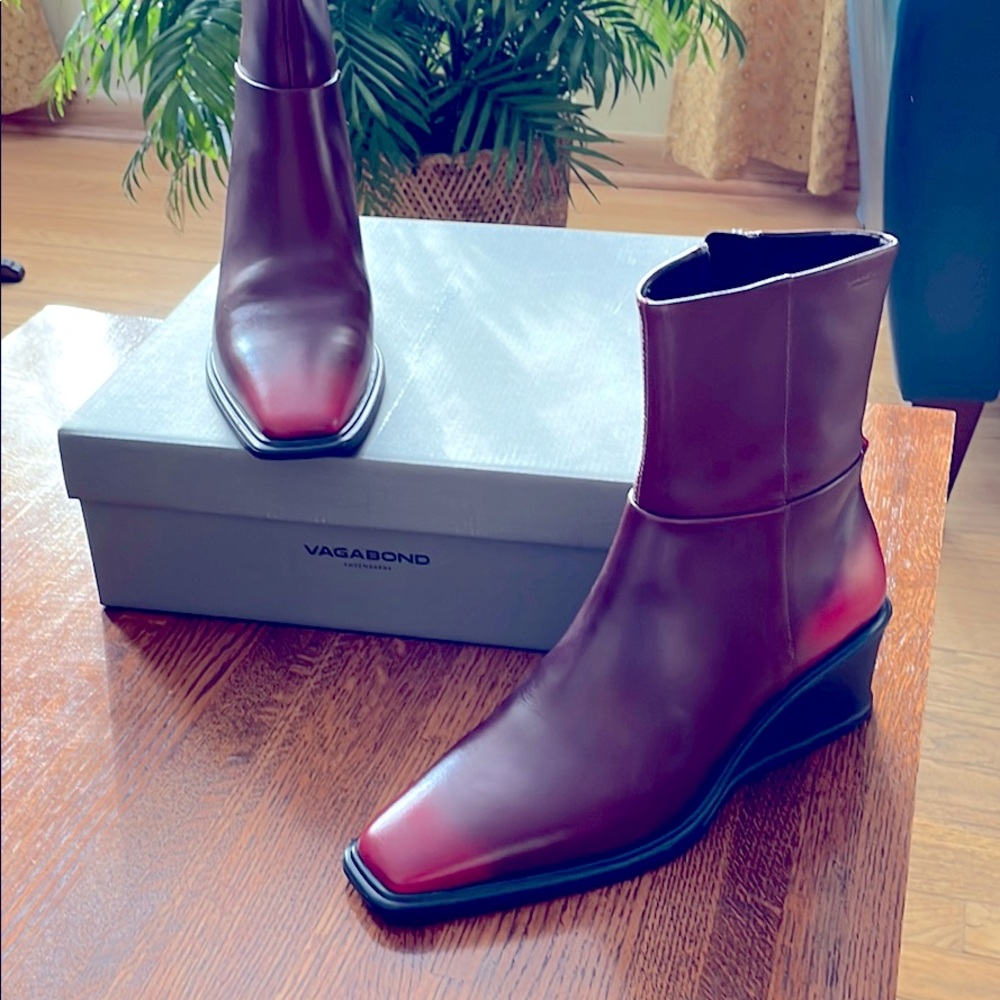 Vagabond Leather Ankle Boots